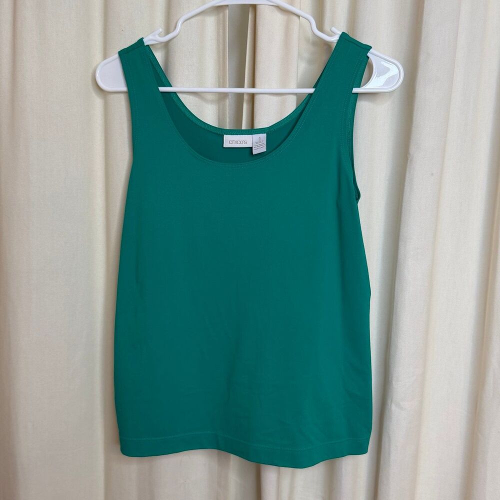 Chico's Size 1 Contemporary green Basic Tank Top Medium